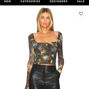 Hayden Top in Psychedelic Dreams
Steve Madden